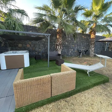 Clelia - Jacuzzi Garden